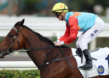 Ka Ying Rising begins Everest campaign