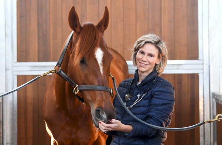 Dr Grace Forbes inspects Leale before the first race  at Caulfield Racecourse on August 14, 2021 in Caulfield, Australia. (Pat Scala/Racing Photos)