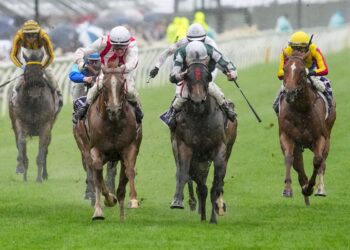 Giga back to his best in epic Champions Sprint