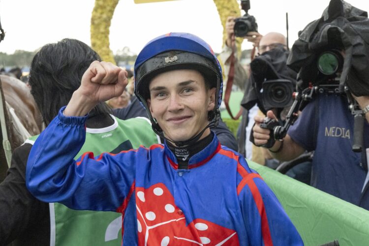 Zac Lloyd [Bradley Photos]