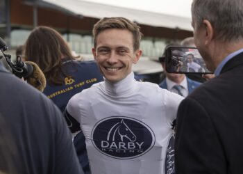 Gibbons chasing perfect Group 1 finish