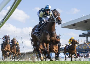 Mr Miller puts Epsom rivals on notice with Rosehill demolition